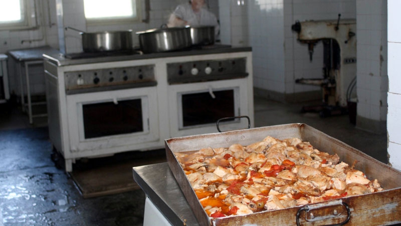 arhivafotobucatariemancarespital-1341847857