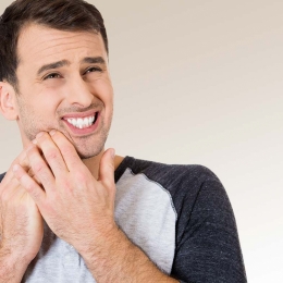 Durerea de dinţi poate fi provocată de abcese