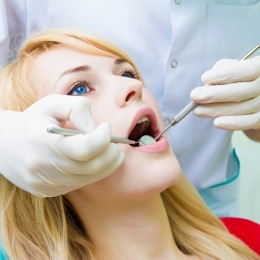 Nu evitaţi medicul stomatolog! Ce este abcesul dentar şi cum se poate trata
