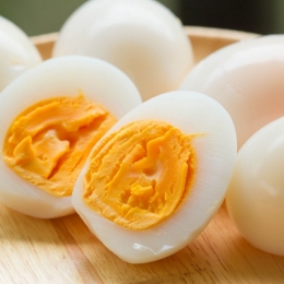 Albușul de ou este foarte indicat în curele de slăbire