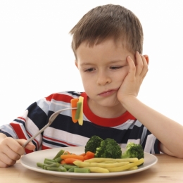 "Pentru copil, mâncarea nu trebuie să fie o pedeapsă, dar nici o recompensă"
