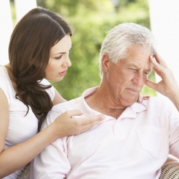 "Alte simptome mai puţin evidente" prevestesc boala Alzheimer