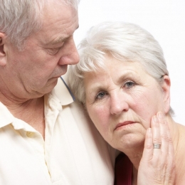 Alzheimer, de la uitare la boală. Afecţiunea care te face să uiţi cine eşti