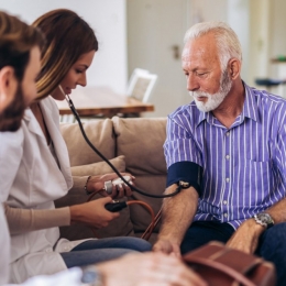 Colesterolul mărit duce, de multe ori, la atac de cord