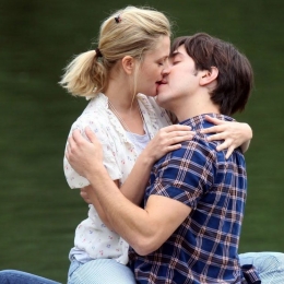 Bacterii şi streptococi, lesne de transmis printr-un simplu sărut