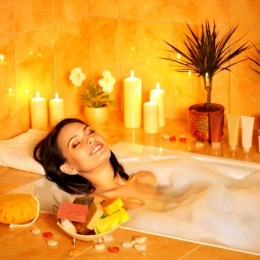 Băile cu rozmarin tonifică organismul