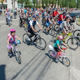 Constănţenii pedalează pentru bolnavii cu scleroză multiplă