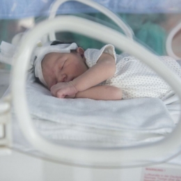 De ce suferă bebeluşii prematuri de boală metabolică osoasă