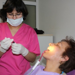 Când trebuie să ne îngrijoreze sângerarea gingivală