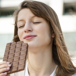 Ciocolata poate ascunde lipsa magneziului în organism