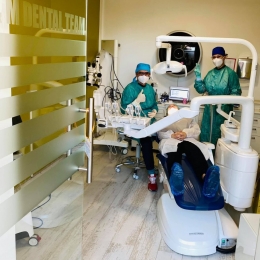 La M&M Dental Team redescoperiţi zȃmbetul!