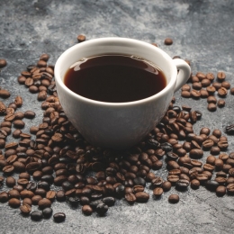 Mare grijă! Nu consumați mai mult de patru căni de cafea pe zi!