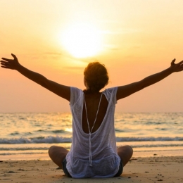 Cura heliomarină și beneficiile conferite de soare, apa mării şi nisip