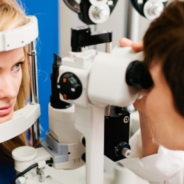 Dezlipirea de retină, o urgenţă medicală. Cum poate fi recunoscută şi tratată