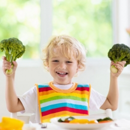 Dieta paleolitică este recomandată inclusiv copiilor