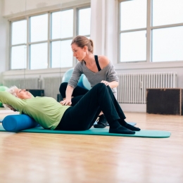 Durerile de spate vă deranjează? Faceți gimnastică!