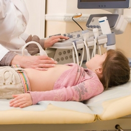 În ce situaţii este recomandată ecografia abdominală la copii