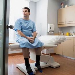 Ecografia testiculară este o metodă imagistică simplă și non-invazivă