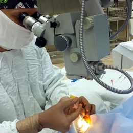 Tratamentul salvator care reface vederea "cât ai clipi"