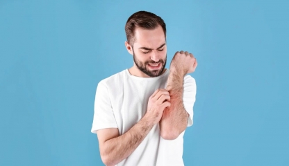 Furnicăturile și mâncărimile pot indica un deficit de vitamina B12