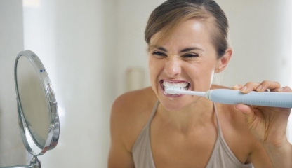 Igiena dentară vă scapă de vizitele dese la stomatolog!