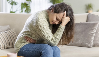 Afecțiuni, deloc de neglijat, pe care le anunță durerile de ovare