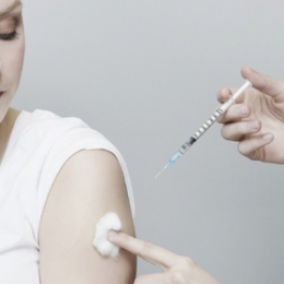 Vaccinarea, scutul cel mai eficient împotriva hepatitei B