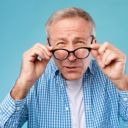 Probleme cu vederea? Lacrimile artificiale, necesare dacă aveți ochii uscați