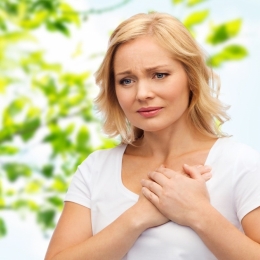 Ce afecţiuni anunţă durerea sânilor. „Cancerul de sân nu doare decât în forme avansate”
