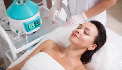 Recomandări pentru terapia "Vampir", tratament care regenerează pielea