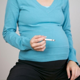 Fumatul în sarcină, risc de avort spontan
