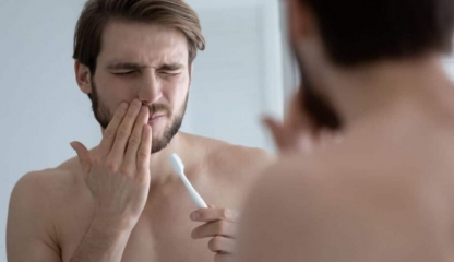 Spuneți adio gingiilor inflamate cu remedii simple și naturale
