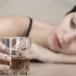 Alcoolul, duşmanul bolnavilor cu hepatită