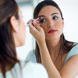 În ce situaţii sunt dăunătoare produsele cosmetice