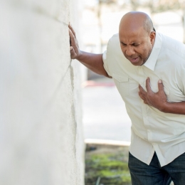 Bolnavii de inimă, mare atenţie la căldură şi tratament!