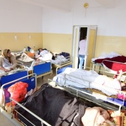 Spitalul Judeţean Constanţa a devenit azil de bătrâni şi adăpost pentru boschetari