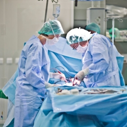 De ce este indicată laparoscopia în afecţiunile ginecologice