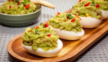 Ouăle, avocado și unele lactate sunt alimente bogate în lecitină