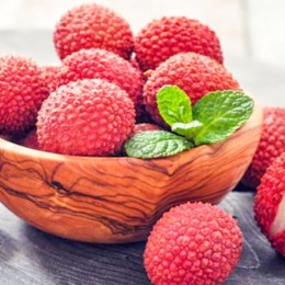 Fructul litchi conține foarte multă vitamina C