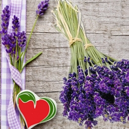 Mirosurile de portocală sau lavandă au proprietăţi miraculoase