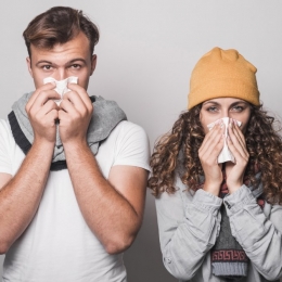 Aveți nasul înfundat? Spray-urile nazale vă rezolvă problema