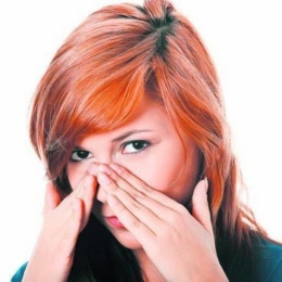 Cât de nocive pentru sănătate sunt spray-urile pentru desfundarea nasului