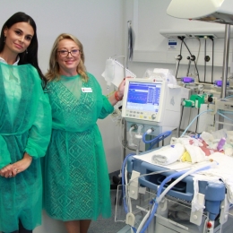 „Nou-născuţii încă mor, din cauză că maternităţile sunt precar dotate”