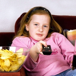 Obiceiurile alimentare care îi îmbolnăvesc pe copii