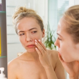 Aveţi ochii umflaţi? Care sunt cauzele ce duc la apariţia acestei probleme