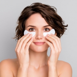 De ce vi se învinețesc ochii