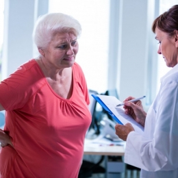 Osteoporoza afectează, în special, persoanele în vârstă