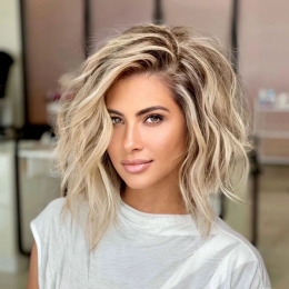 Sfaturi utile pentru întreținerea părului blond