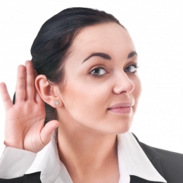 Nu trataţi problemele de auz cu remedii naturiste! Mergeţi la medic!