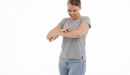 Mușcătura de purice poate provoca reacții alergice